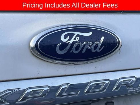 Used 2014 Ford Explorer Limited w/ Equipment Group 301A AWD/4WD image 8