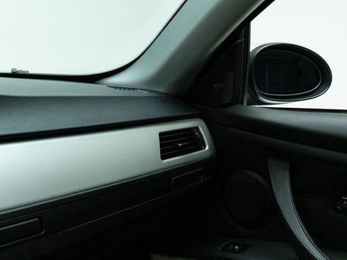 Used 2008 BMW 335i Coupe w/ Premium Pkg image 26