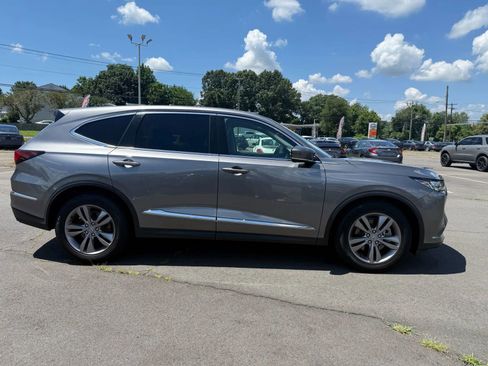 Used 2022 Acura MDX SH-AWD image 3