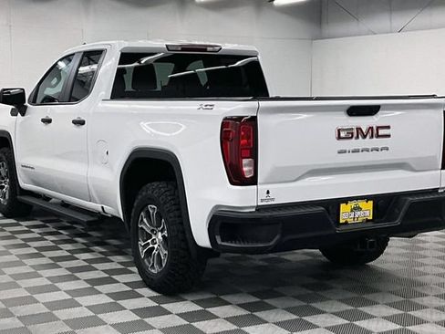 Used 2023 GMC Sierra 1500 Pro w/ Pro Value Package AWD/4WD image 2