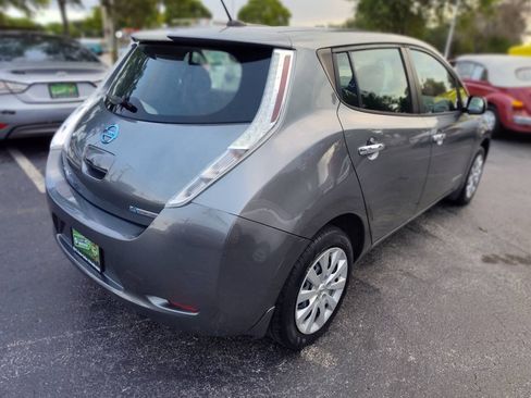 Used 2015 Nissan Leaf S FWD image 5