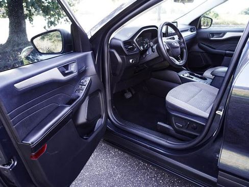 Used 2022 Ford Escape SE w/ Convenience Package image 11