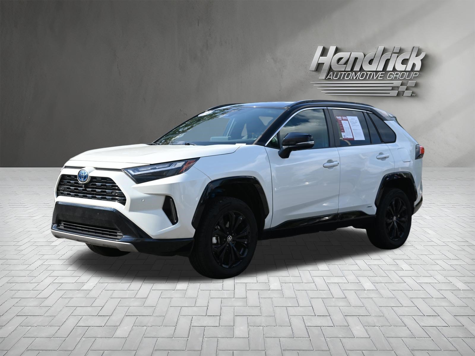 Used 2022 Toyota RAV4 XSE AWD/4WD image 5