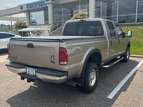 Used 2004 Ford F350 XLT AWD/4WD image 4
