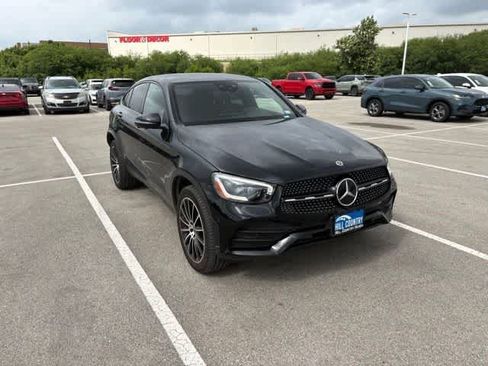 Used 2022 Mercedes-Benz GLC 300 4MATIC Coupe image 7