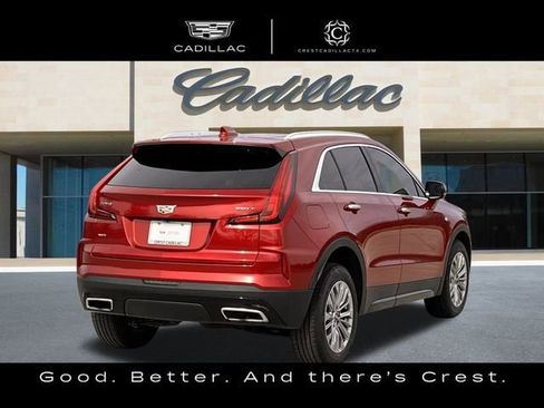 Used 2024 Cadillac XT4 Premium Luxury image 3