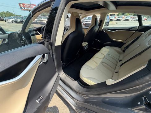 Used 2013 Tesla Model S RWD image 20