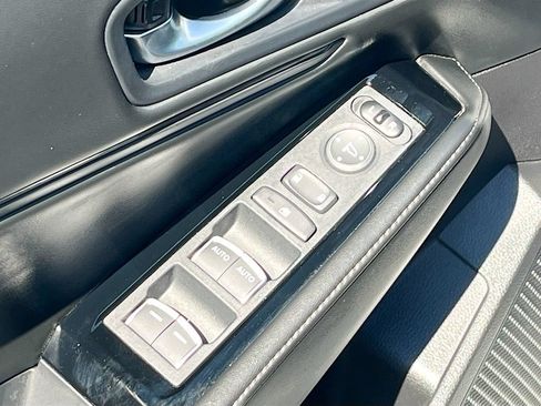 Used 2025 Honda Accord Touring image 17