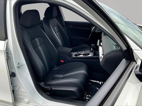 Used 2024 Honda Civic Sport image 27