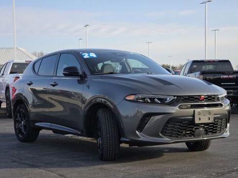 Used 2024 Dodge Hornet R/T w/ R/T Blacktop Package image 17