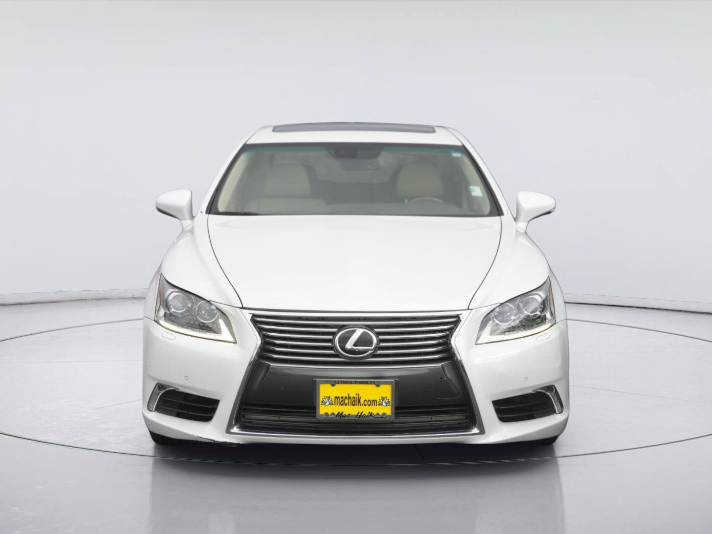 Used 2014 Lexus LS 460 w/ Comfort Package RWD image 3