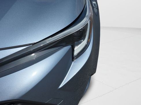 Used 2025 Toyota Corolla LE image 9