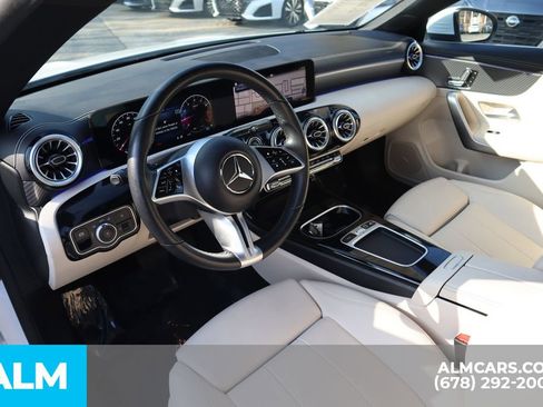 Used 2025 Mercedes-Benz CLA 250 image 10