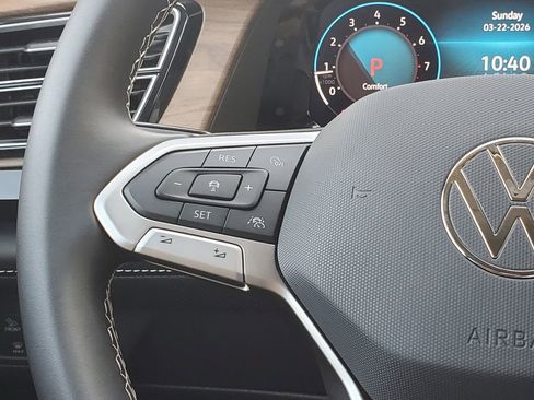 New 2026 Volkswagen Atlas SE FWD image 22