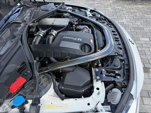 Used 2020 BMW M4 CS w/ Executive Package image 46