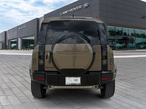 New 2026 Land Rover Defender 110 S AWD/4WD image 4