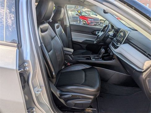 Used 2022 Jeep Compass Limited image 30