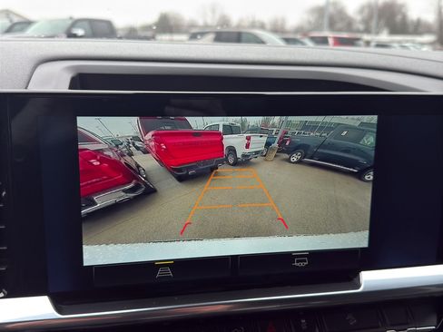 Used 2022 Chevrolet Silverado 1500 RST image 21