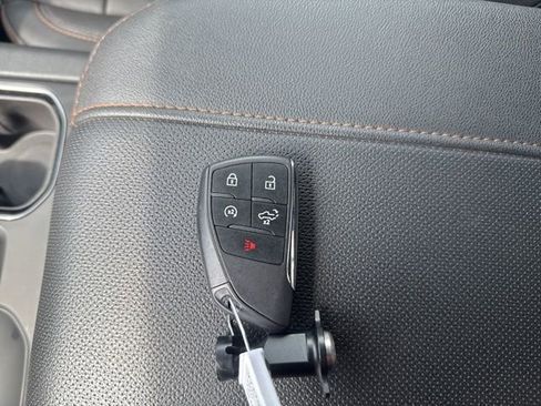 Used 2023 GMC Sierra 1500 AT4 w/ AT4 Preferred Package AWD/4WD image 56