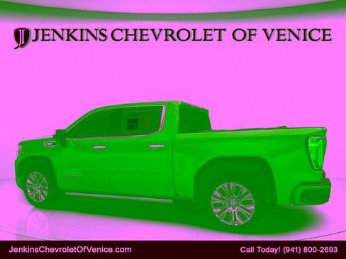 Used 2021 GMC Sierra 1500 Denali w/ Denali Ultimate Package AWD/4WD image 9
