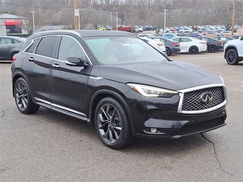 Used 2019 INFINITI QX50 Essential w/ Sensory Package image 7