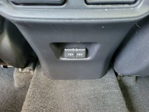 Used 2024 Toyota RAV4 XLE FWD image 18