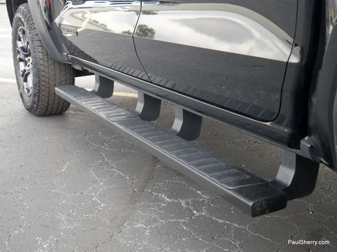 Used 2024 GMC Canyon Elevation w/ Convenience Package image 13