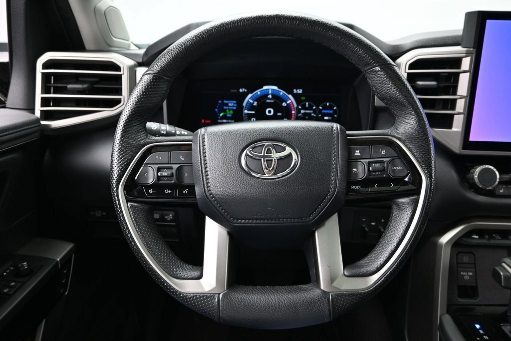 Used 2023 Toyota Tundra Limited AWD/4WD image 27