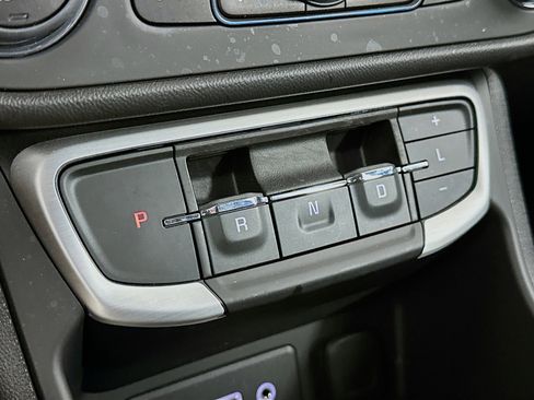 Used 2022 GMC Terrain SLE w/ Driver Convenience Package image 24