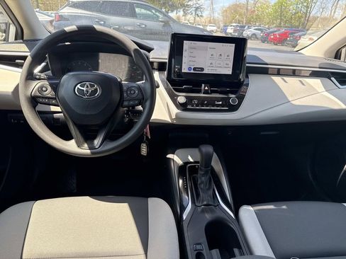 Used 2024 Toyota Corolla LE FWD image 13