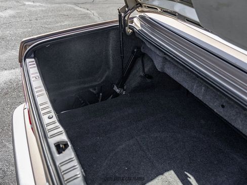 Used 1989 BMW 325i Convertible RWD image 64