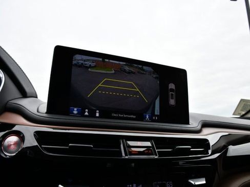 Certified 2026 Acura MDX FWD w/ Technology Package image 15