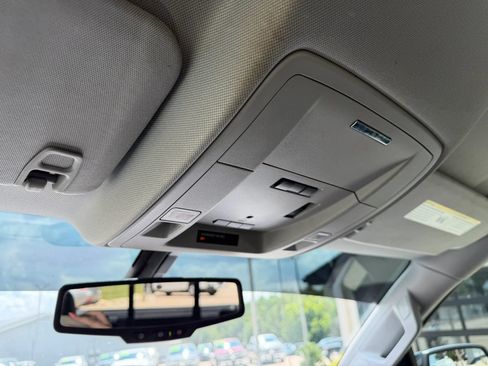 Used 2018 GMC Sierra 1500 SLT AWD/4WD image 34