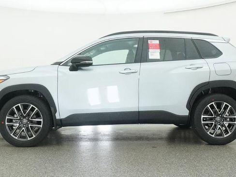 New 2026 Toyota Corolla Cross XLE FWD image 5
