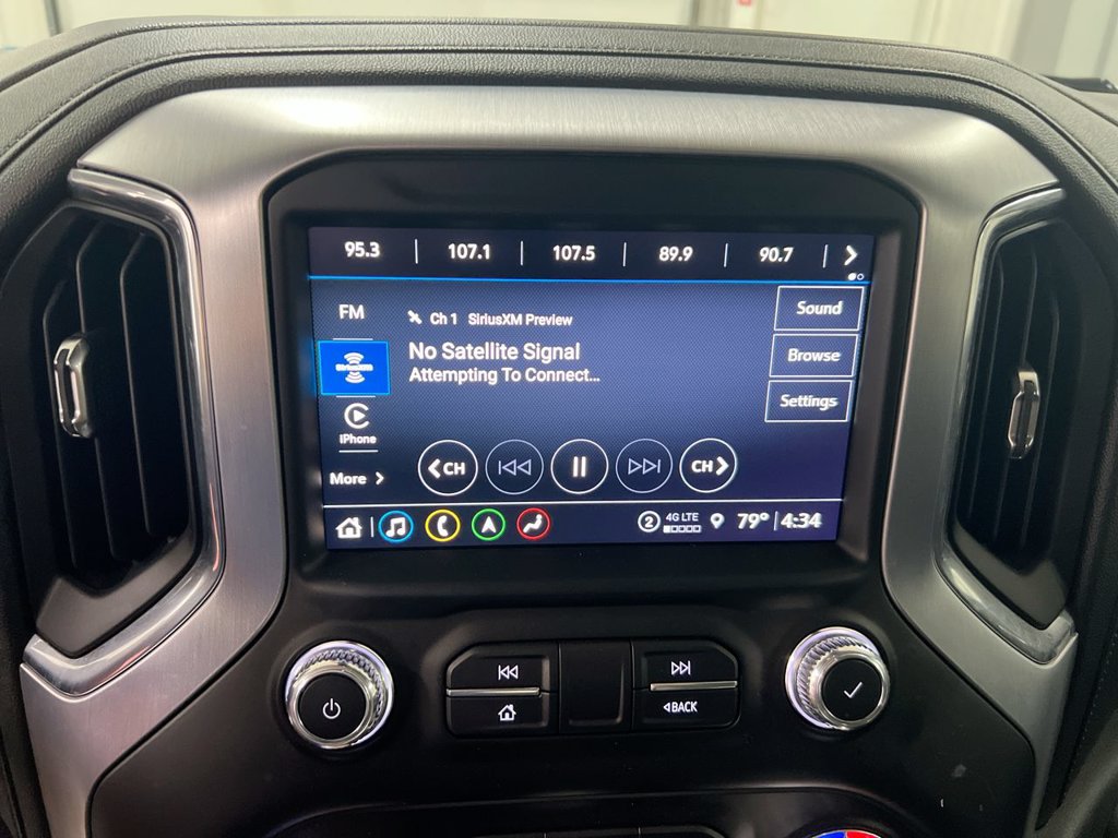 Used 2021 GMC Sierra 1500 SLT w/ SLT Premium Plus Package AWD/4WD image 14