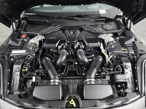 Used 2024 Maserati GranTurismo Modena AWD/4WD image 15