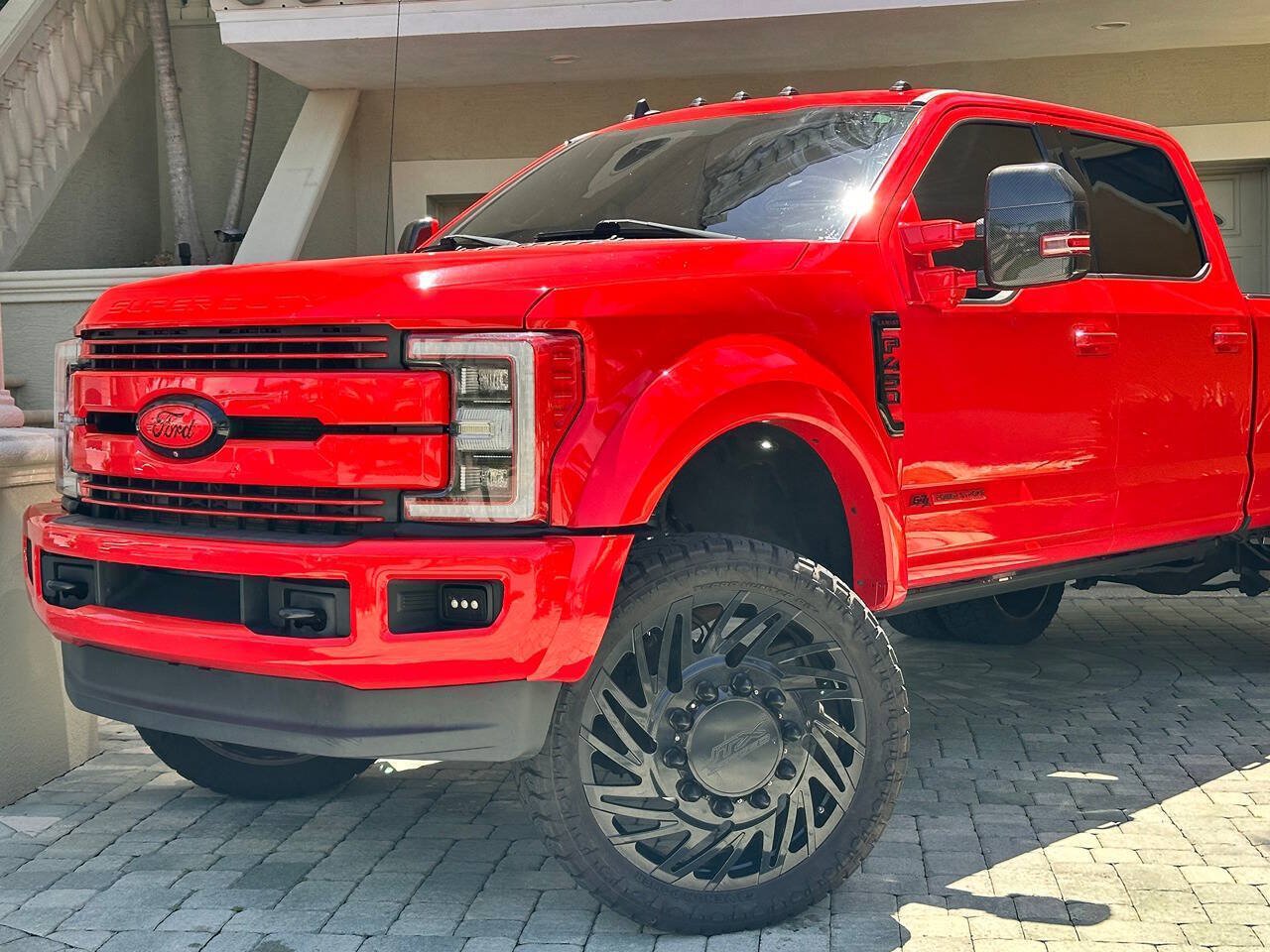Used 2019 Ford F450 Lariat w/ Lariat Value Package AWD/4WD image 2