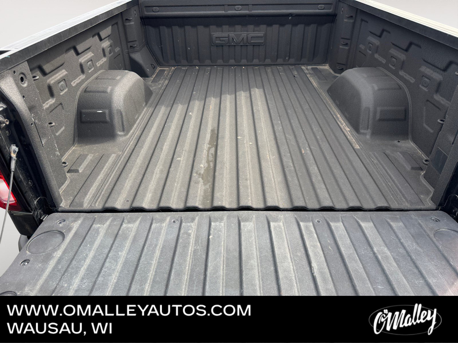 Used 2021 GMC Sierra 1500 Elevation w/ X31 Off-Road Package AWD/4WD image 12
