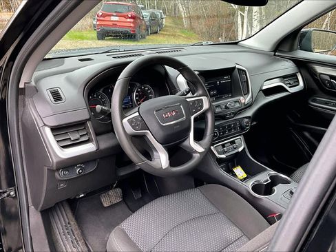 Used 2024 GMC Terrain SLE AWD/4WD image 18