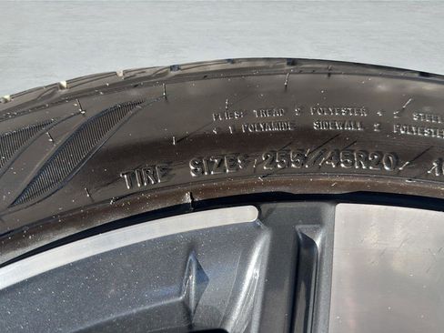 Used 2024 Hyundai Santa Fe Limited image 29