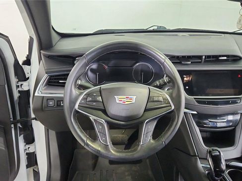 Used 2023 Cadillac XT5 Luxury image 19