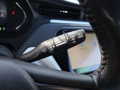 Used 2018 Chevrolet Bolt LT image 20