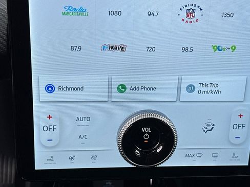 Certified 2024 Ford Mustang Mach-E Premium image 23