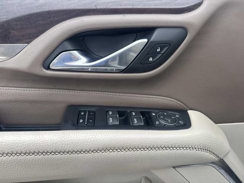 Used 2023 GMC Yukon Denali RWD image 22