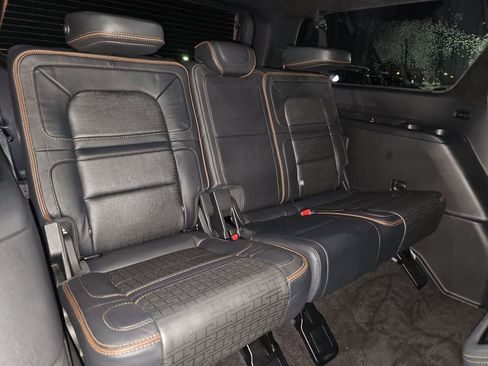 Used 2023 Lincoln Navigator L Black Label image 17