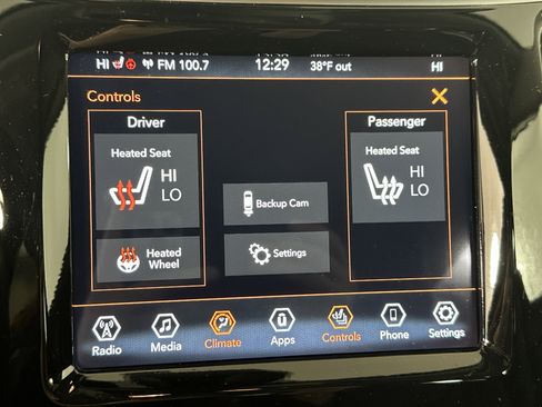 Used 2022 Jeep Cherokee Limited image 21