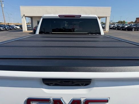 Used 2024 GMC Sierra 1500 Pro w/ Graphite Edition AWD/4WD image 16