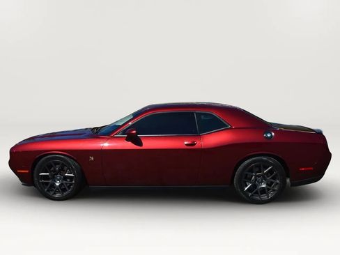 Used 2017 Dodge Challenger R/T Scat Pack image 5