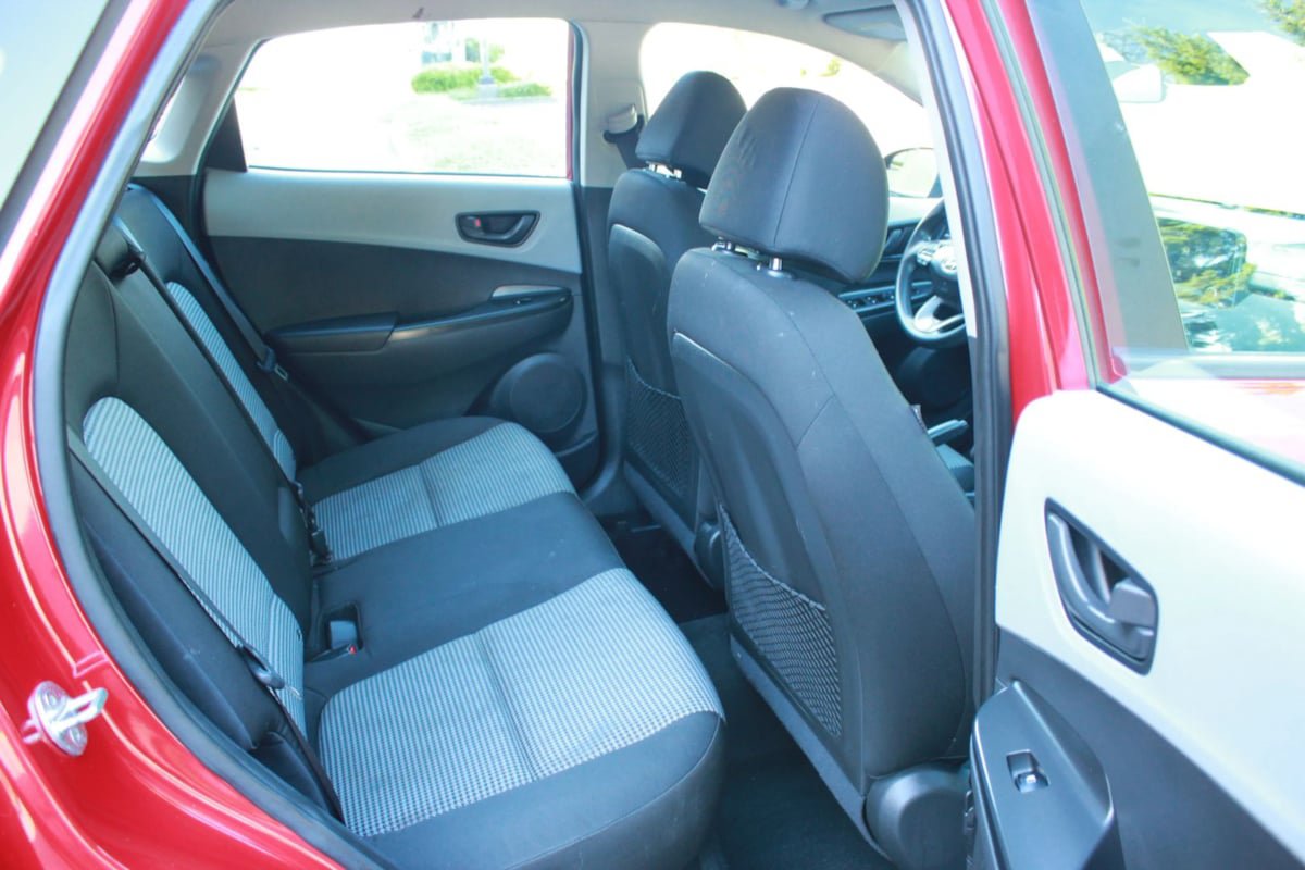 Used 2021 Hyundai Kona SE AWD/4WD image 22