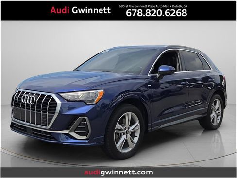 Used 2022 Audi Q3 2.0T Premium w/ Convenience Package AWD/4WD image 1